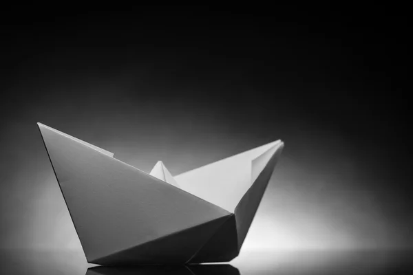 Origami papier schip — Stockfoto