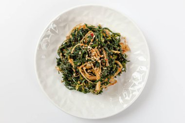 root vegetable. spring vegetable food. strong flavored food