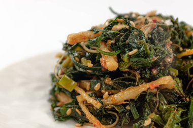 root vegetable. spring vegetable food. strong flavored food