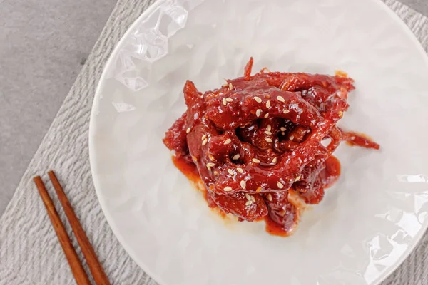 Plato Hecho Con Deodeok Alimentos Elaborados Con Especias Recubiertas Las —  Fotos de Stock