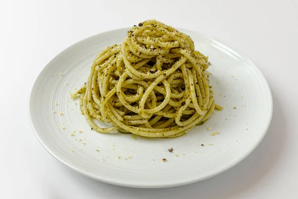 Italiensk Matkultur Spaghetti Smaksatt Med Basil Pesto Mat Med Basilika — Stockfoto