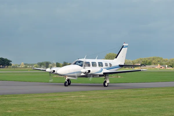 Små företag flygplan landar — Stockfoto