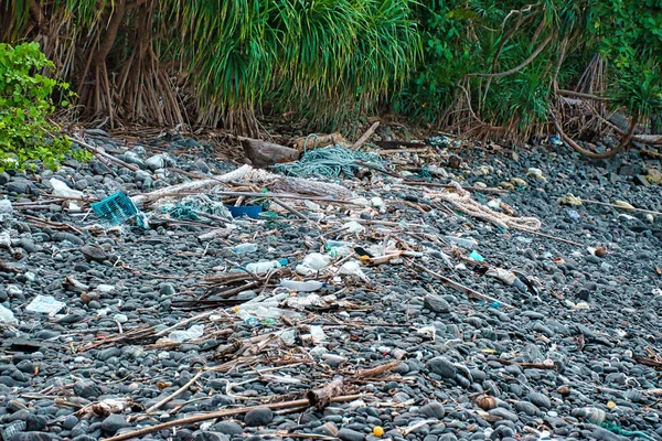 Koh Lipe Tajlandia 2021 Śmieci Wokół Skalistej Wyspy Hin Ngam — Zdjęcie stockowe