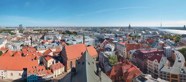 Panoramiczny Widok Lotu Ptaka Stare Miasto Ryga Rzekę Daugava Kościoła — Zdjęcie stockowe