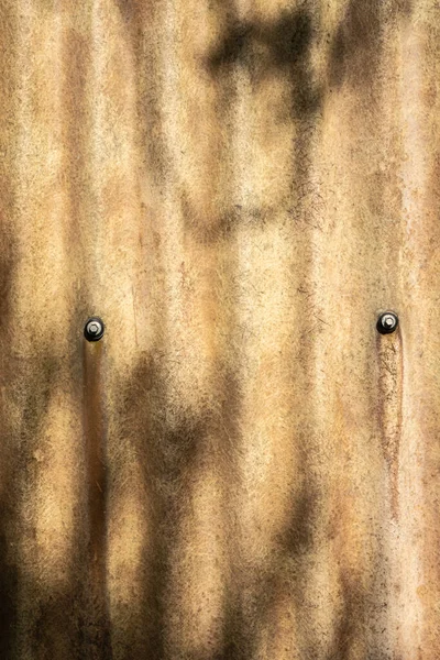 Eski asbest tabakası pürüzlü dokuyu kapat