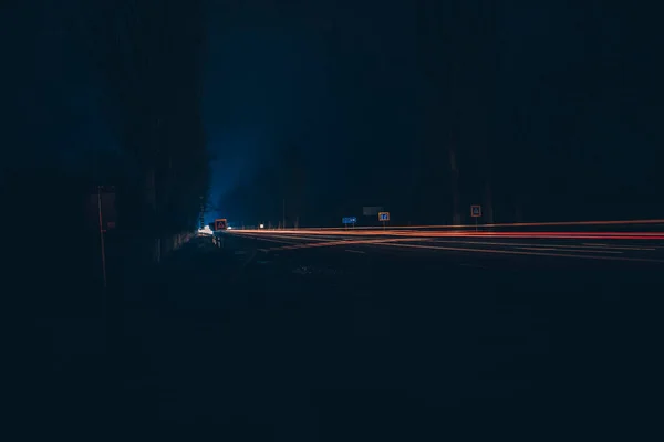Luci Rosse Bianche Auto Passaggio Autostrada Notturna — Foto Stock