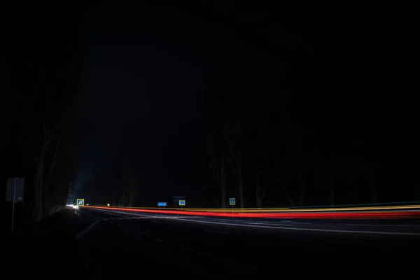 Luci Rosse Bianche Auto Passaggio Autostrada Notturna — Foto Stock