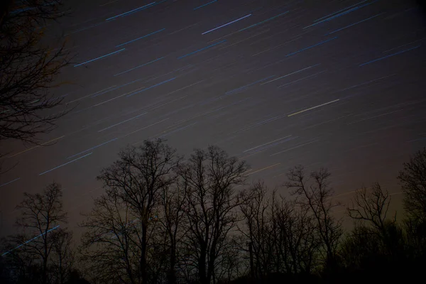 Συνολικό Χρονικό Διάστημα Των Ιχνών Αστεριών Στο Νυχτερινό Ουρανό — Φωτογραφία Αρχείου