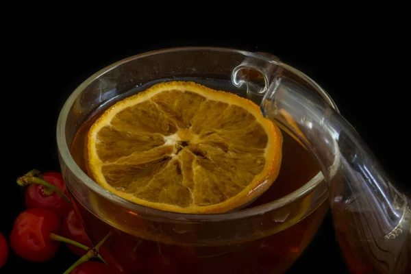 Przezroczysta Filiżanka Herbaty Pomarańczą — Zdjęcie stockowe