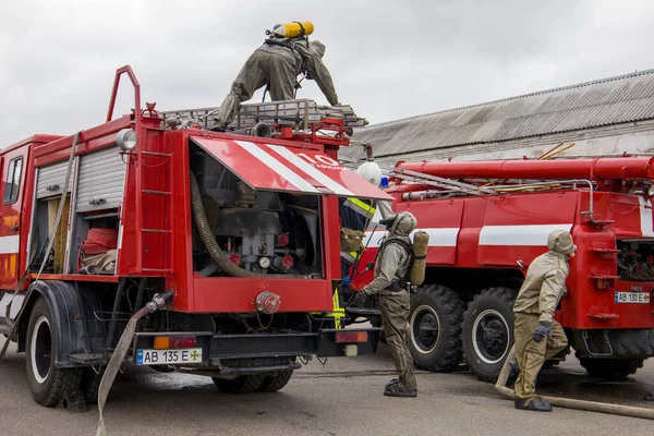 2022 Kyiv Ukraine Firemen Fire Truck — Stock Photo, Image