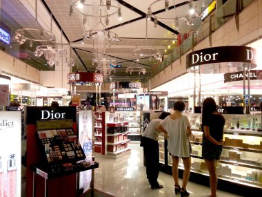 Havaalanı duty free kozmetik