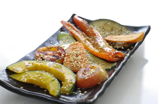 Faire griller les légumes isolé — Stok fotoğraf