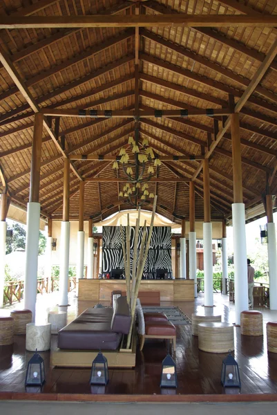 Resort lobby african theme — Stock Photo, Image