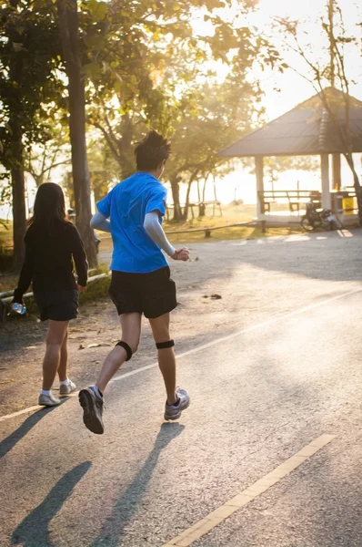 Runner in the morning — Stock Photo, Image