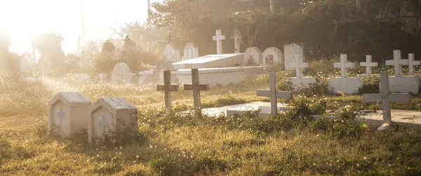 Cemetery graveyard in the morning — Stock Photo, Image