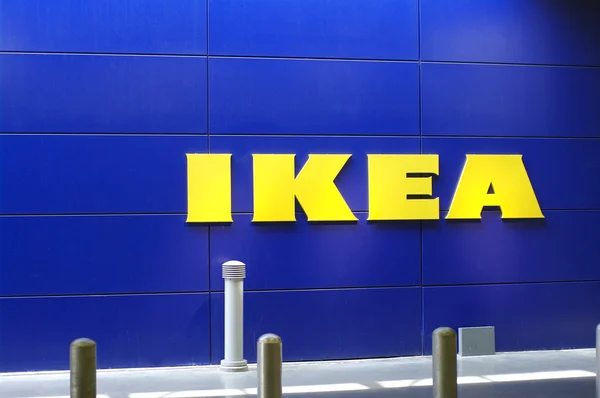 IKEA tienda frente, compañía sueca —  Fotos de Stock