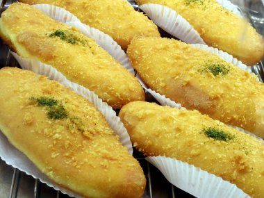 derin kızarmış köri ekmek