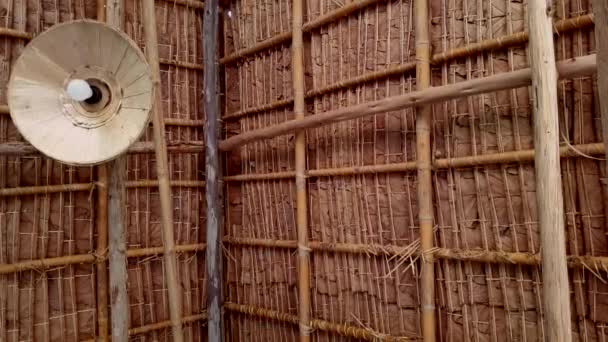 Natural Roof Thaching Teak Dried Leaves Bamboo Structure Tropical Traditional — Video Stock