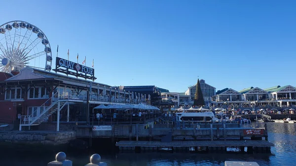 Kaapstad Zuid Afrika Victoria Alfred Promenade Haven Met Tafelberg Reuzenrad — Stockfoto