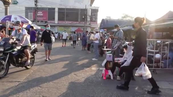 Bangkok Thailand Jan 2022 Pov New Normal Morning Flea Market — стоковое видео