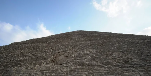 Grande Merveille Pyramidale Gizeh Gros Plan Avec Beau Ciel Égyptien — Photo