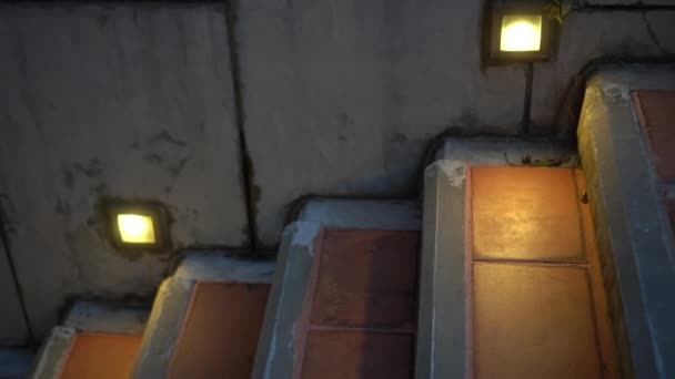 Arquitetura Túnel Com Escadas Iluminação Luz Iluminação — Vídeo de Stock