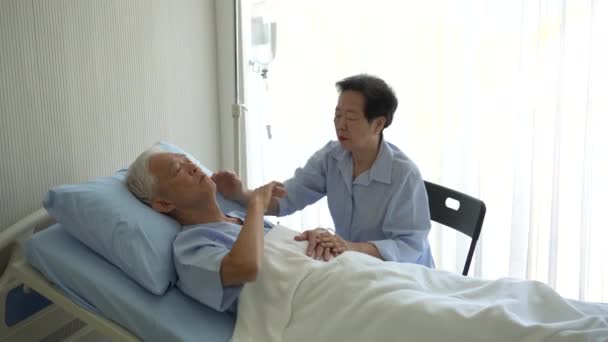 Asian Senior Old Man Sick Admit Hospital Wife Visit Taking — Video