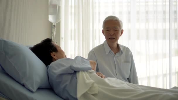 Happy Relax Asian Senior Couple Hospital Talking Smile Laugh While — Vídeos de Stock