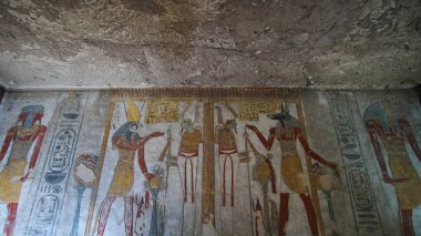 Krallar Vadisi Luxor Mısır Tausert Mezarı ve Setnakht heiroglyphic resim pastel rengi güzel sarı ve mavi fresk tarzı