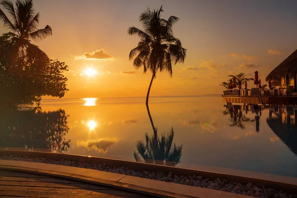 Sunset Maldives Island Luxury Water Villas Resort Wooden Pier Beautiful — Stock Fotó
