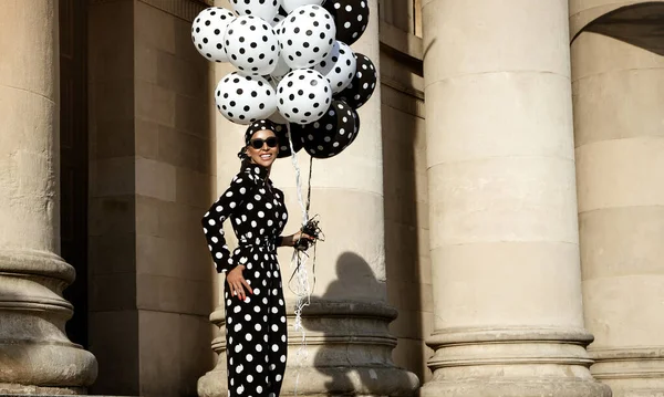 Spring Summer Fashion Glamour Stylish Elegant Woman Polka Dot Jumpsuit — ストック写真