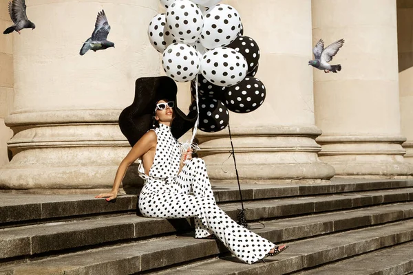Spring Summer Fashion Glamour Stylish Elegant Woman Polka Dot Jumpsuit — Fotografia de Stock