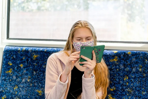 Teenage Girl Passenger Wearing Face Mask Mobile Phone Sydney Train — Stock Photo, Image