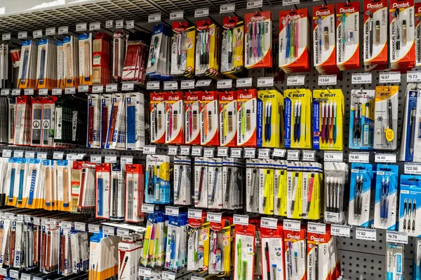 Sydney Australia 2022 Various Pens Display Stationery Shop Back School — Stock Photo, Image