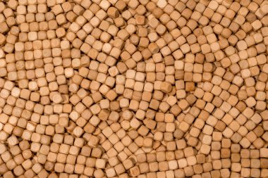 Hinoki selvi küçük tahta küp cipsleri kapalı kum havuzları duyusal oyun alanı için. Tahta küplerin arkaplanı