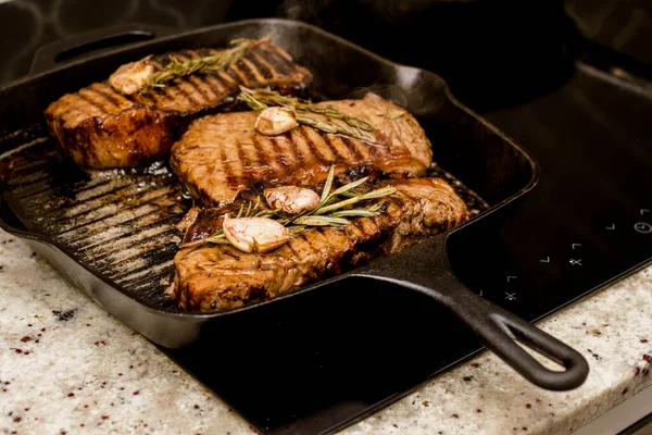 Grilling Cooking New York Beef Sirloin Strip Steaks Rosemary Garlic — Photo