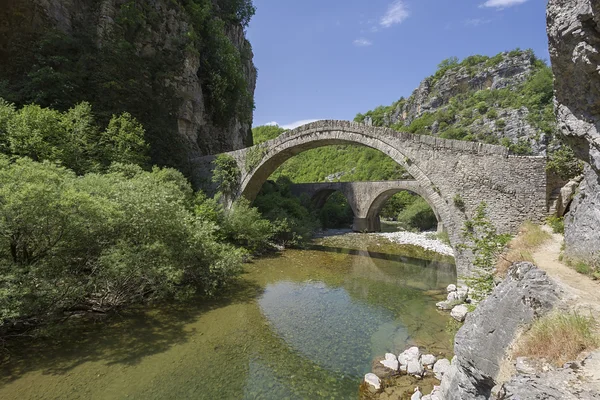 Eski taş köprü Batı zagoria, epirus, Yunanistan — Stok fotoğraf