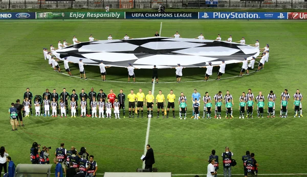 Матч плей-офф Лиги чемпионов ПАОК - Шальке — стоковое фото