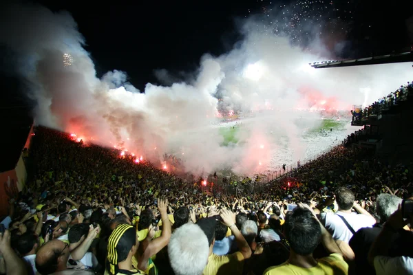 Football match between Aris and Boca Juniors — Stock Photo, Image