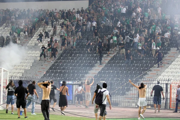 PAOK Selanik karşı hızlı Viyana futbol maç ayaklanmalar — Stok fotoğraf