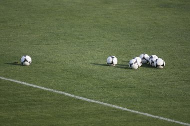 çim Stadyumu futbol topları