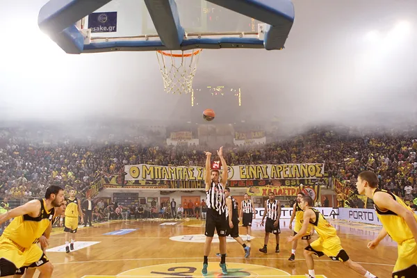 Basket League game Aris vs Paok — Stock Photo, Image