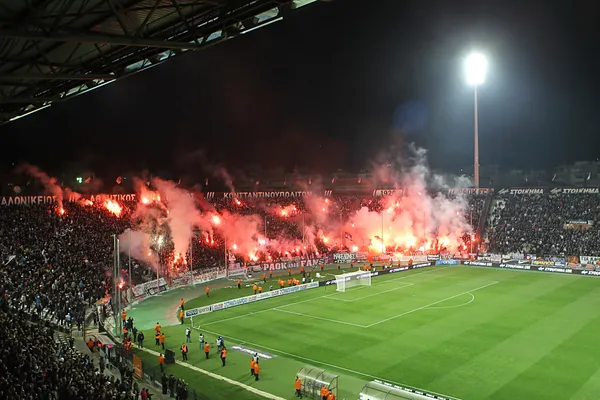 PAOK rakip Olympiakos Yunan superleague maç — Stok fotoğraf