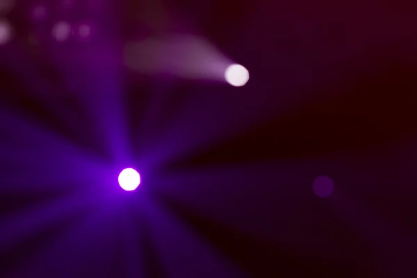 Defocused entertainment concert lighting on stage, bokeh. — Stock Photo, Image