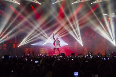 Sakis rouvas ace kalp tur Selanik'te spor salonu