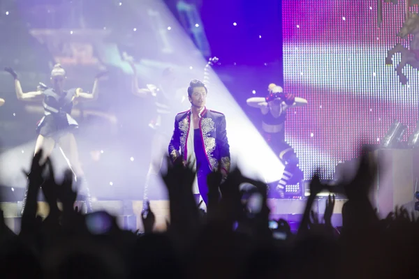 Sakis Rouvas Ace of Heart tour en el campo de deportes de Tesalónica — Foto de Stock