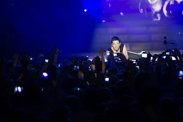 Sakis Rouvas Ace of Heart tour at Sports arena in Thessaloniki — Stock Photo, Image