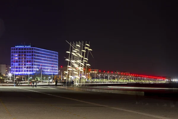 Thessaloniki deštníky sochařství (umístěné na nové pozici) na — Stock fotografie