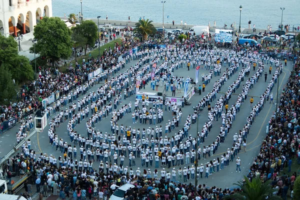 Rueda de casino flash mob, particular type of Salsa held in The — Stock Photo, Image