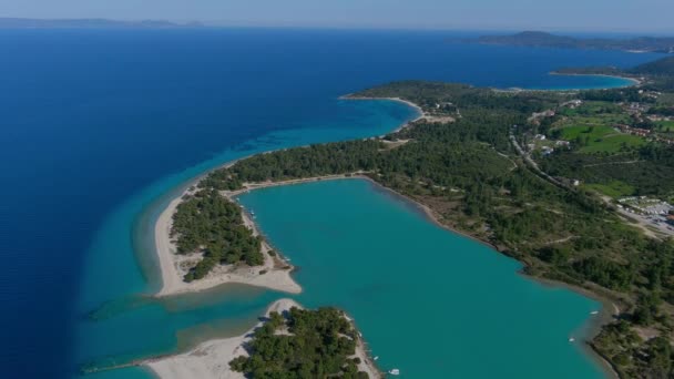 Vista Aerea Della Spiaggia Glarokavos Nella Penisola Kassandra Halkidiki Grecia — Video Stock